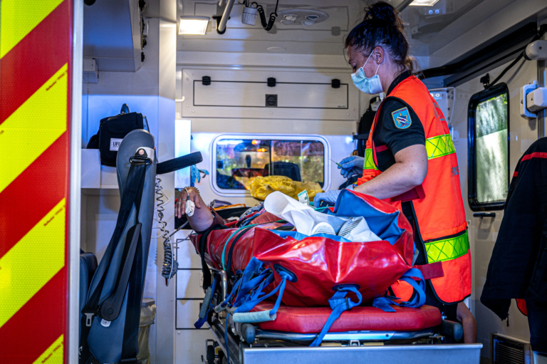 Secours d&rsquo;urgence : le rôle vital des sapeurs-pompiers au quotidien